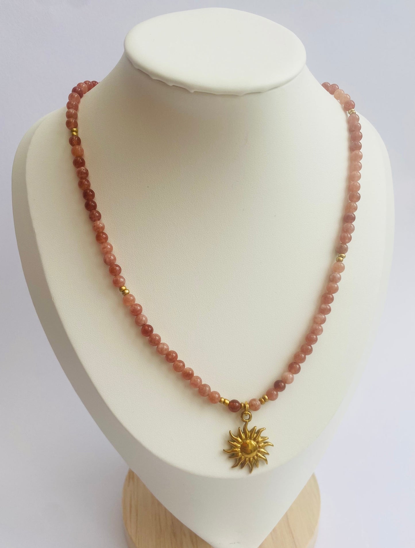 Sunstone necklace - Glow